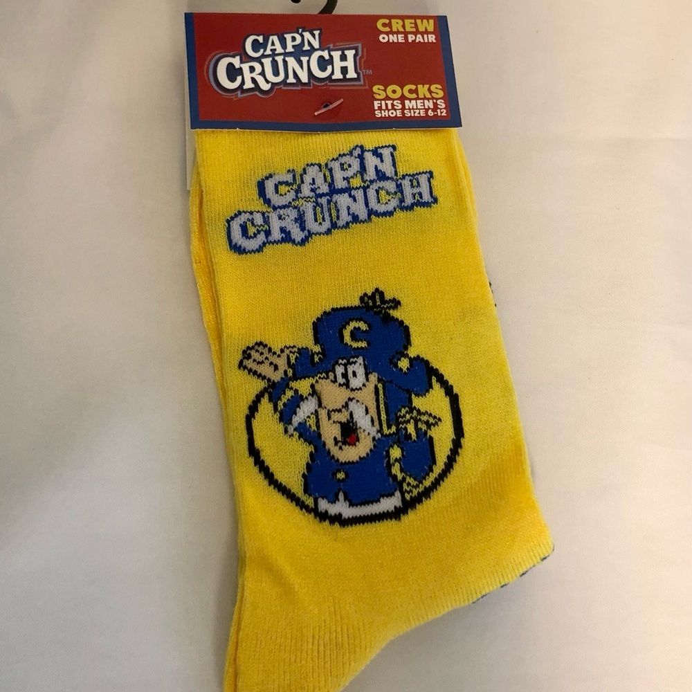 NWT Crazy Socks Cap’n Crunch Cereal Novelty Yellow Women SZ Men 6-12 Unisex Fun